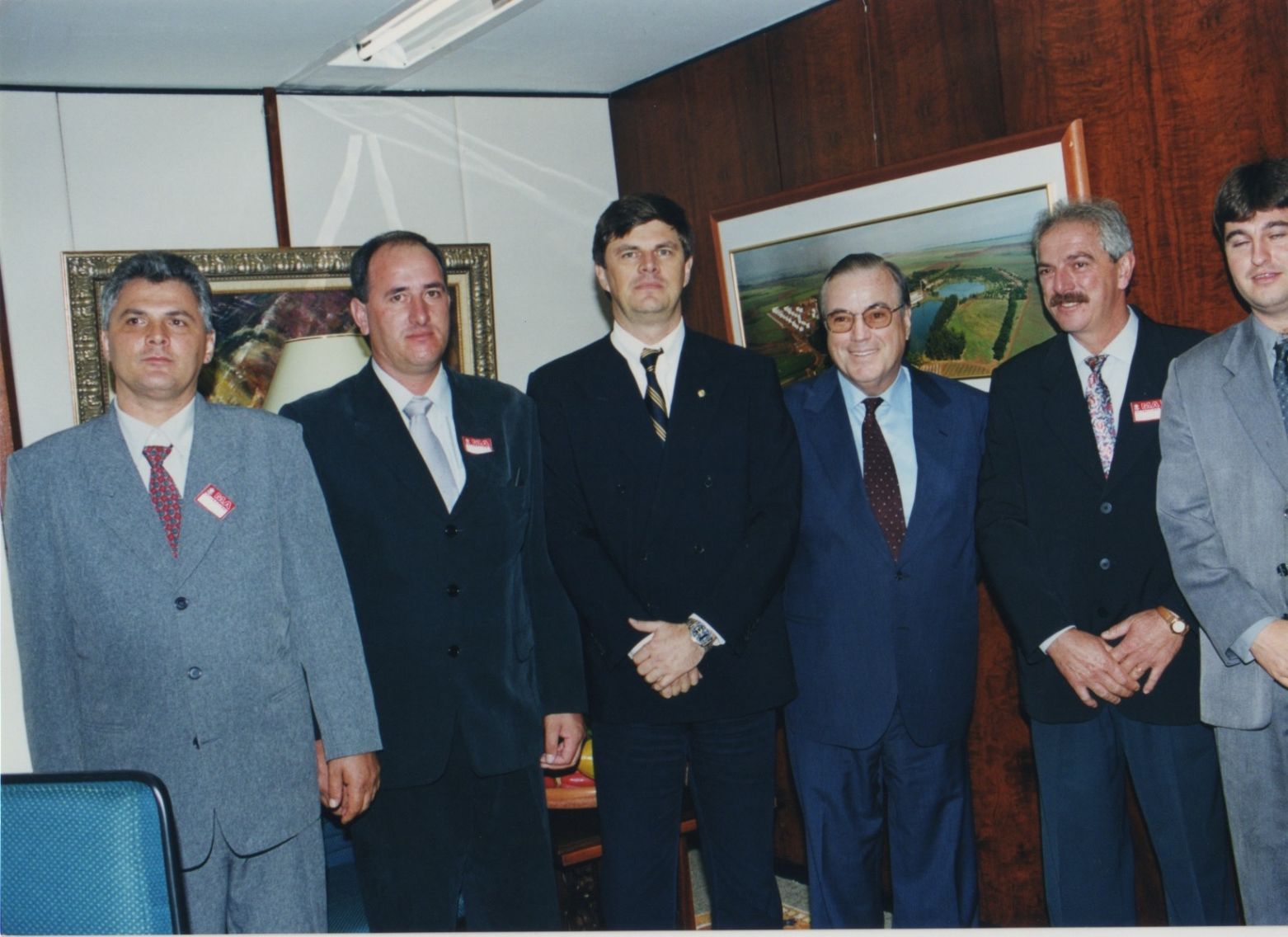 5b7b14e948dbc-dep-julio-pratini-de-moraes-e-os-prefeitos-jamir-jose-zanotto-de-muitos-capoes-gilmar-de-almeida-boeira-de-monte-alegre-dos-campos.jpeg