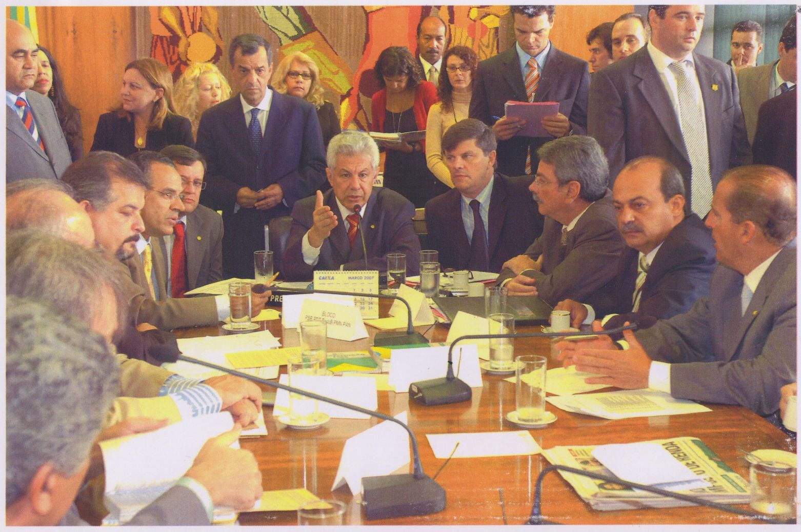 5bf305f15745a-015-2007-reuniao-de-lideres-camara-de-deputados-1-panunzzio-onyx-lorenzoni-arlindo-chinaglia-beto-albuquerque-roberto-alba-henrique-eduardo-alves-.jpeg