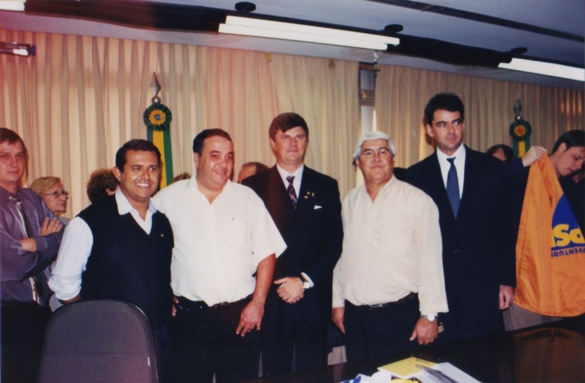 5bffcfe23d00b-5ba94d20494ef-050-gasolina-evandro-heberle-miguel-ricardo-guimaraes.jpeg