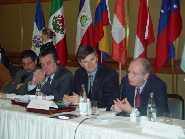 5d7ab150882fc-dialogo-inter-americano-2-.jpg